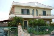 ��������� � 400 � �� ���� � Torre Melissa, ��������, ������